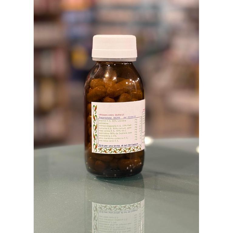 LUTEINA, FISETINA, QUERCETINA, CURCUMINA, ASTAXANTINA, POLIDATINA, PICNOGENOLO, VITAMINA C DA ROSA CANINA E OPC DA SEMI DI VITE ROSSA